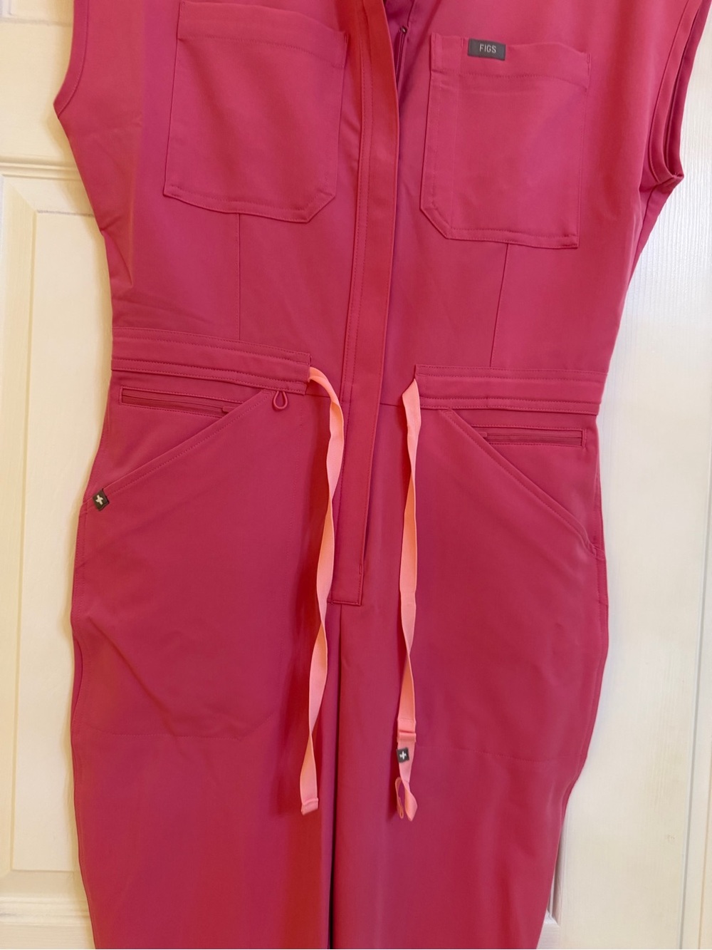 Figs women’s scrub One-Piece Jumpsuit SP worn once - Picture 3 of 6